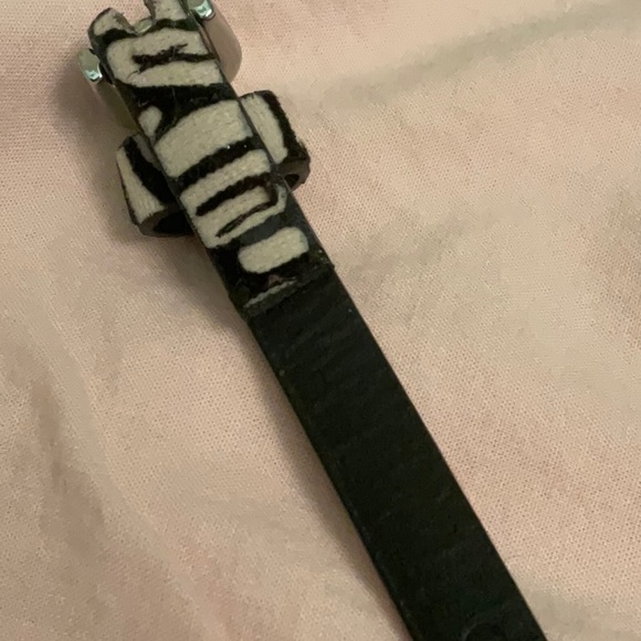 Girl’s Zebra Print Belt - Picture 3 of 3